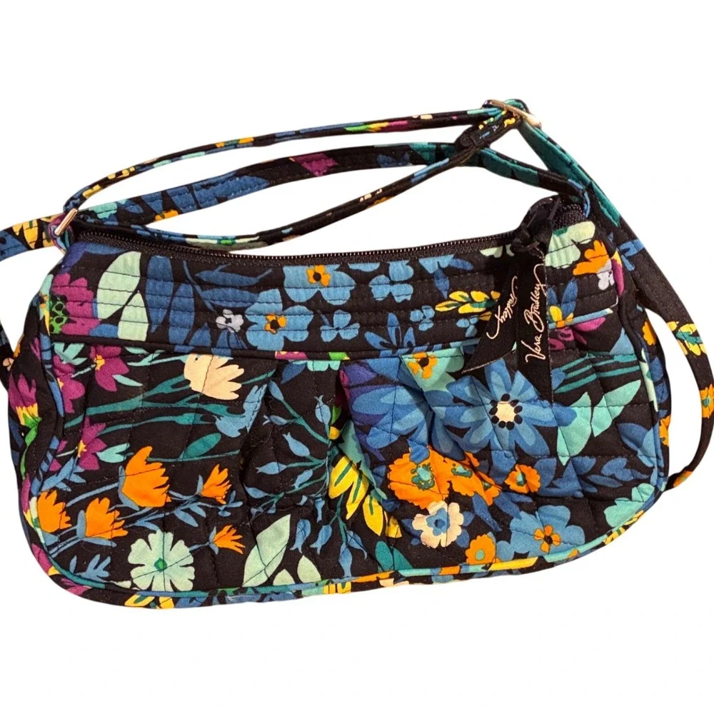 Vera Bradley‎ 